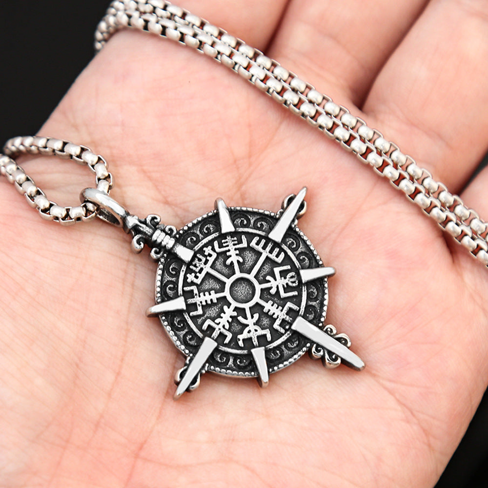 A niche high-end titanium steel men's necklace